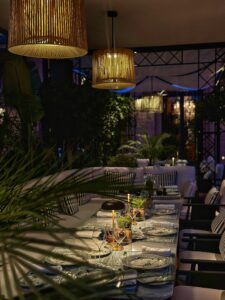 La Terrasse by night (1)